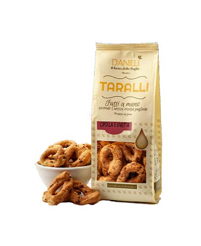 Danieli-Taralli-with-Onion-&-Sultana-Raisins-for-web