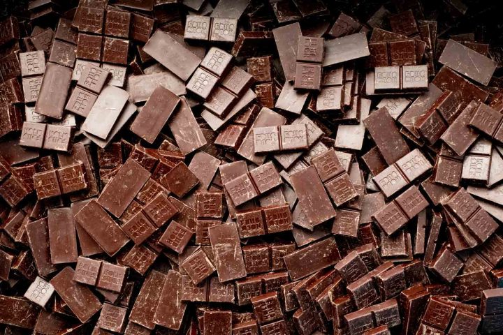 FRIIS HOLM O'PAYO DARK COUVERTURE 68% Styled For WEB