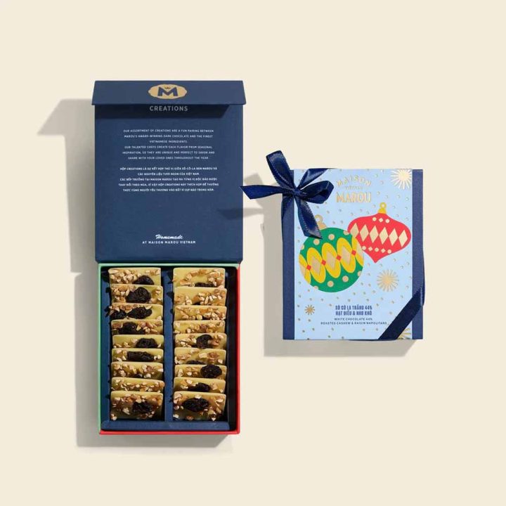 Marou White Chocolate 44% Raisin & Roasted Cashew Napolitans styled front for WEB