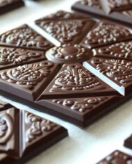 Rozsavolgyi-Csokolade-Hot-Paprika-Chocolate-styled-for-web